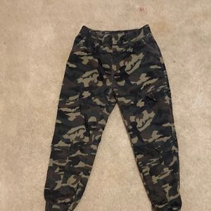 Camo pants